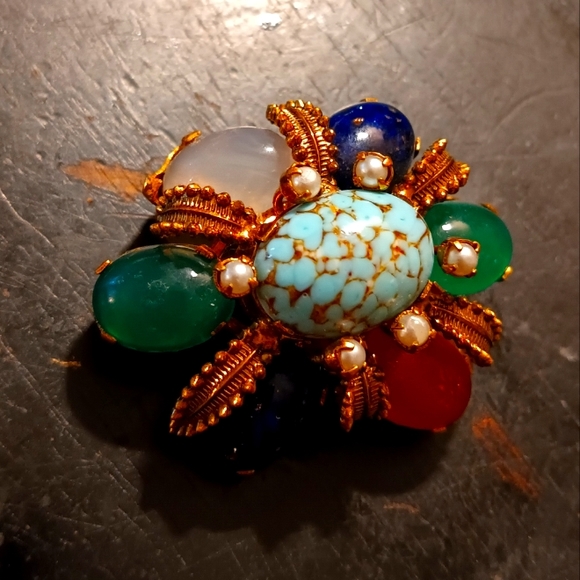 Vintage Goldtone Gemstone Green Emerald, Blue Lapis Lazuli,white Quartz, Brooch. - Picture 2 of 4